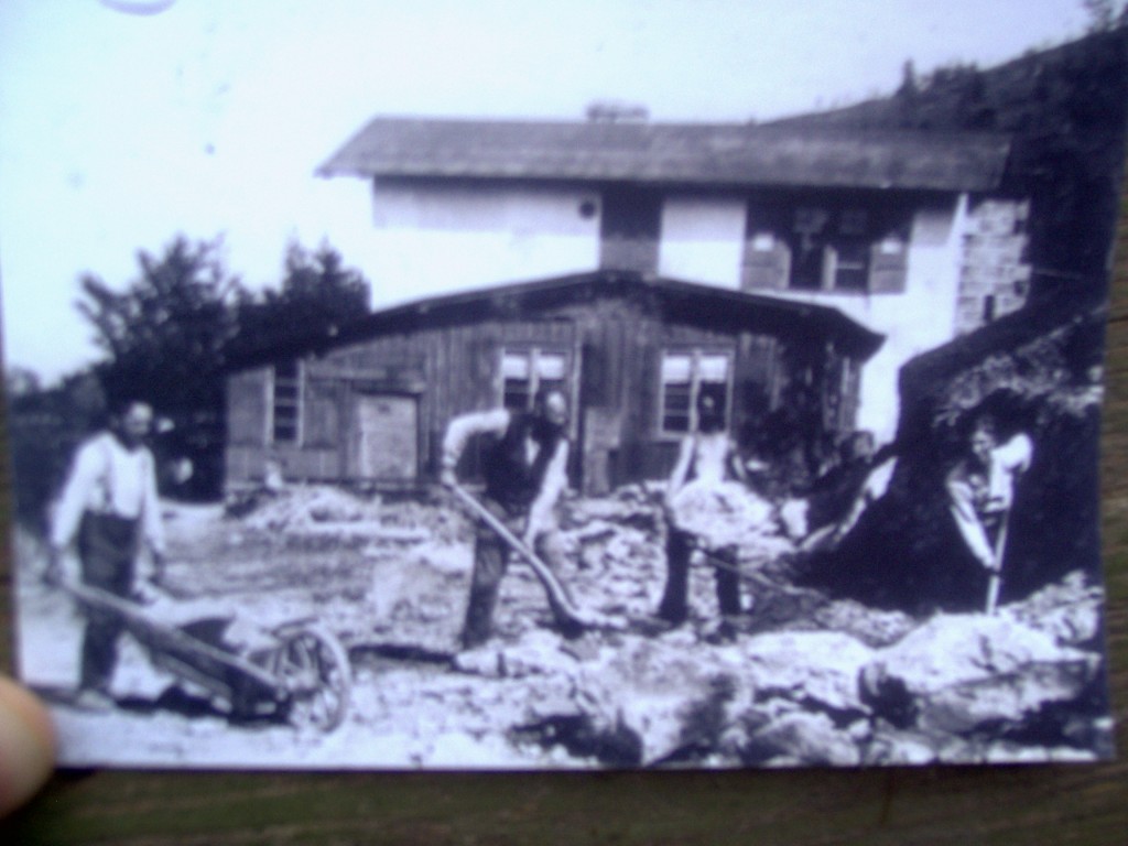 Fotografia przedstawiająca budowę restauracji na Górze Włodzickiej (fot. JA)