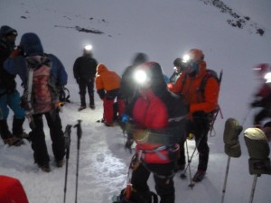 Na przełęczy (tzw. "siodle") podczas ataku szczytowego na Elbrus