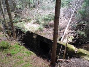 Nieukończony tzw. ciężki barak, dla SS?